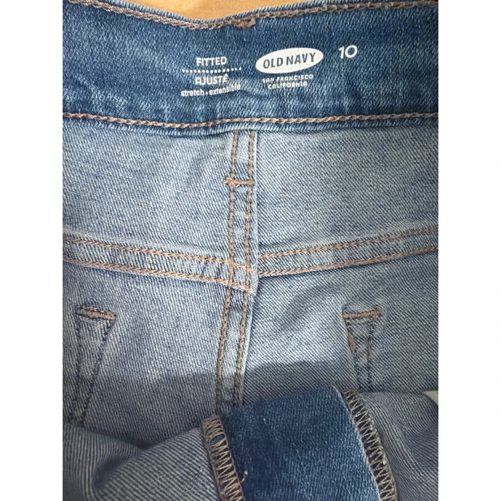 Old Navy Womens Fitted Stretch Denim Shorts Medium Wash Rolled Cuff Size 10